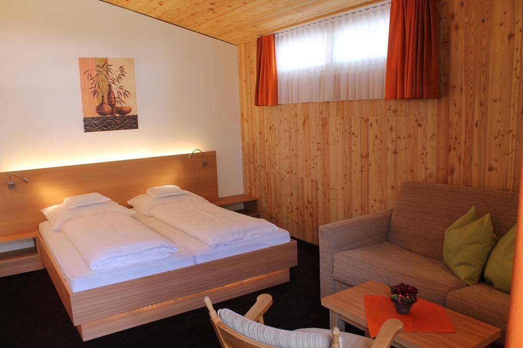 Gasthof Zum Goldenen Loewen Nauders Rom bilde