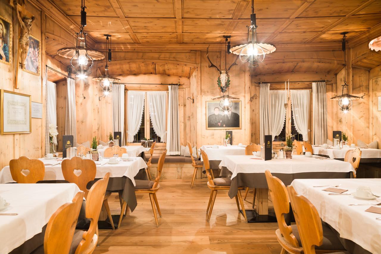 Gasthof Zum Goldenen Loewen Nauders Eksteriør bilde